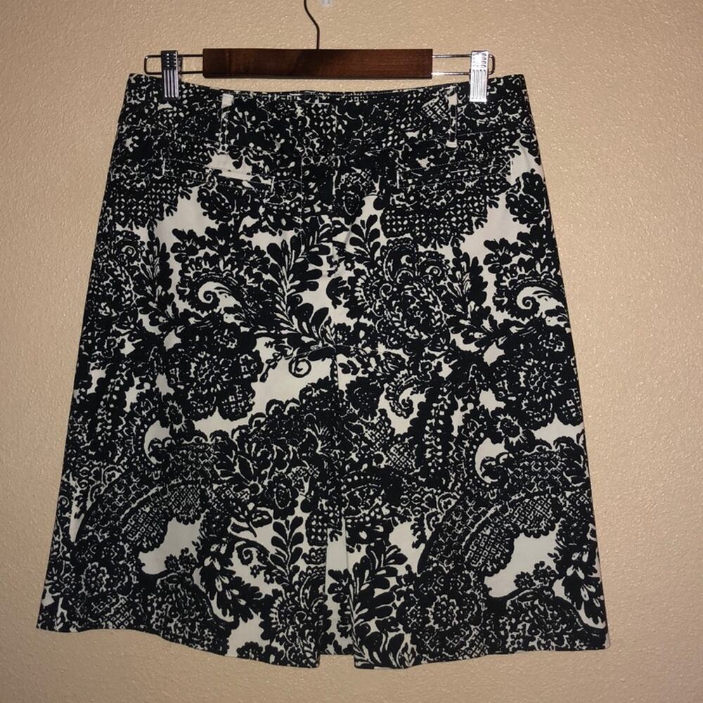 Talbots Preppy Academia Studios Boho Black & Cream Stretch Pleated Skirt 8 NWOT